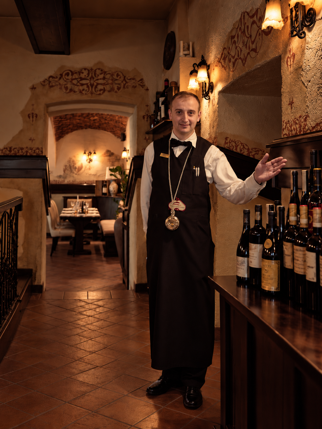Somelier Casa Hirscher în restaurant